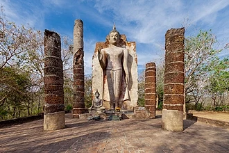 โบราณสถานวัดสะพานหิน