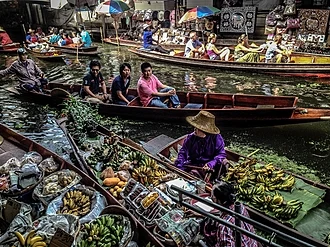 ตลาดน้ำวัดตะเคียน